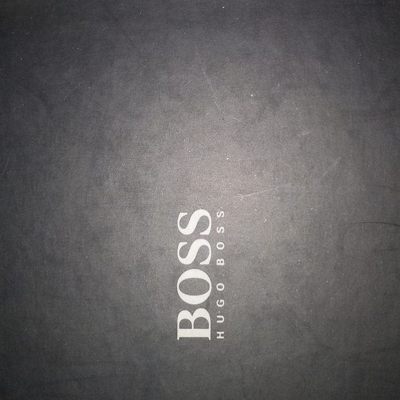 Hugo Boss size 6 green and white heels(new years deals!!!!!) - Picture 4 of 8